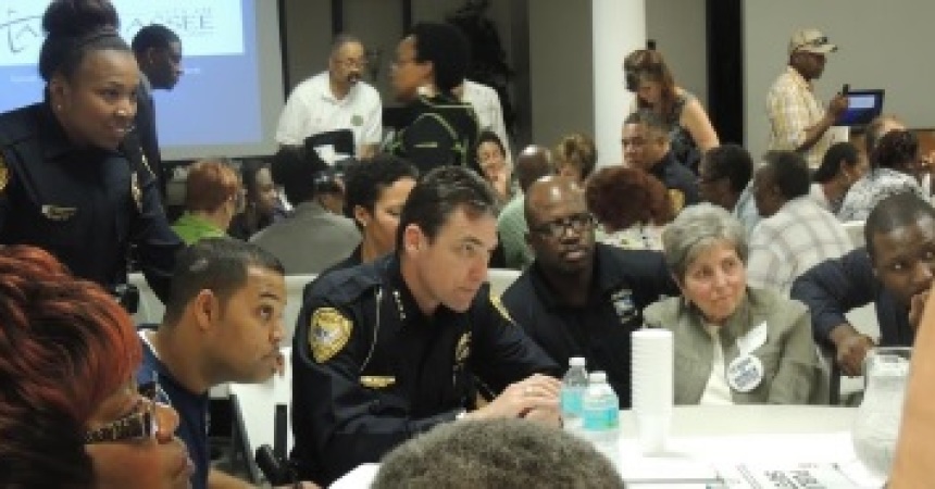 Residents Join City Officials to Discuss Southside Issues