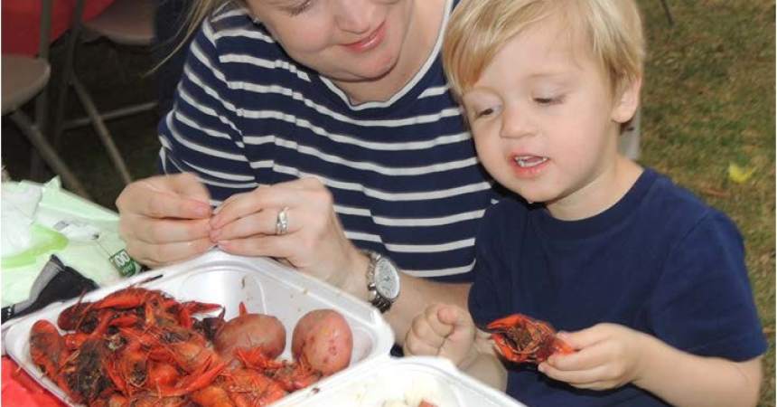 Hundreds Ignored Cloudy Skies to Enjoy the Crawfish Festival