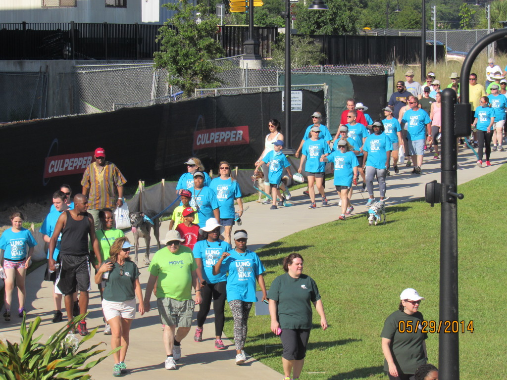 Participants began their walk at Cascades Park for the Lung Cancer Awareness Walk.