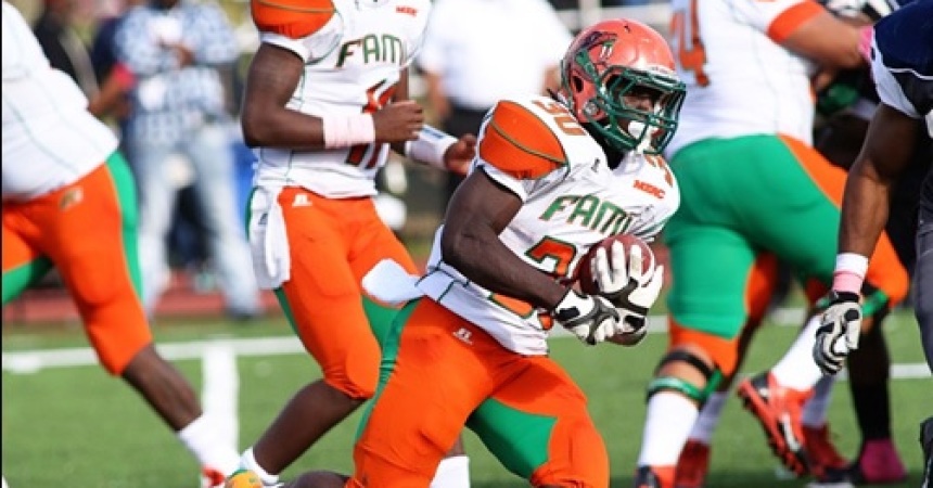 Quarterback Royal Ready to  Lead Rattlers in Wood’s Scheme