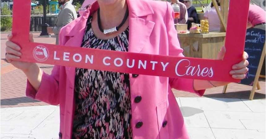 Tallahassee Rallies Together for  Breast Cancer Awareness Month