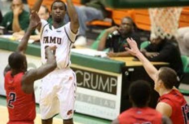 Rattlers fall short despite strong show from freshman Ravenal