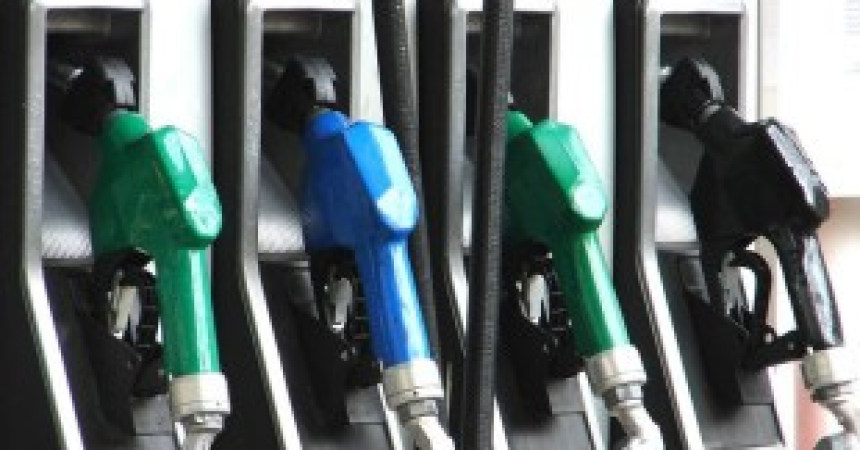 New year bringing in lower gas prices