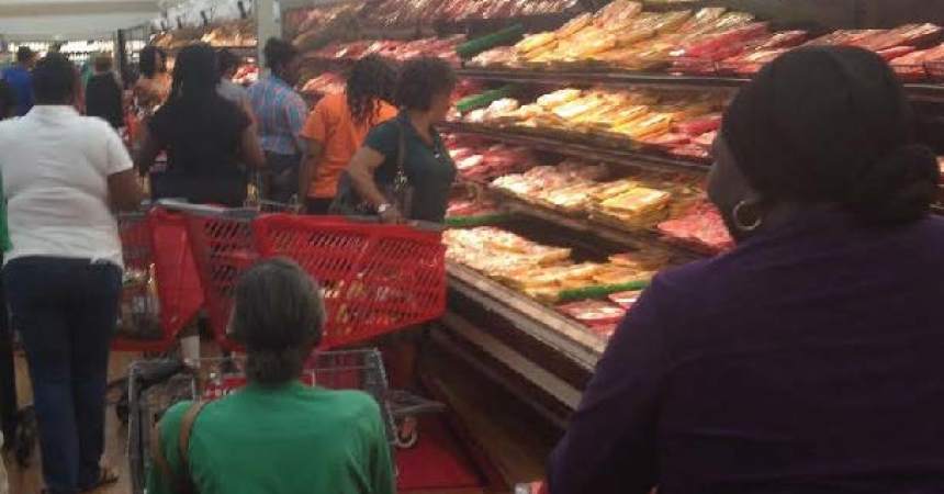 Shoppers flock to Piggly Wiggly for Southside opening