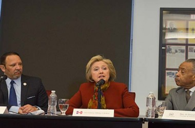 Hillary Clinton meets with civil rights groups, Black millennials