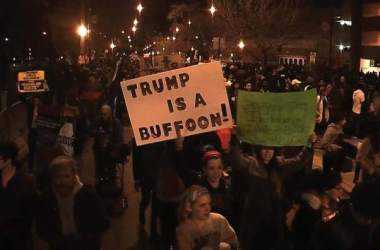 Thousands of protesters force cancellation  of Trump rally in Chicago