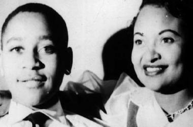 Gunmen shoot up sign marking place where Emmett Till’s body was found