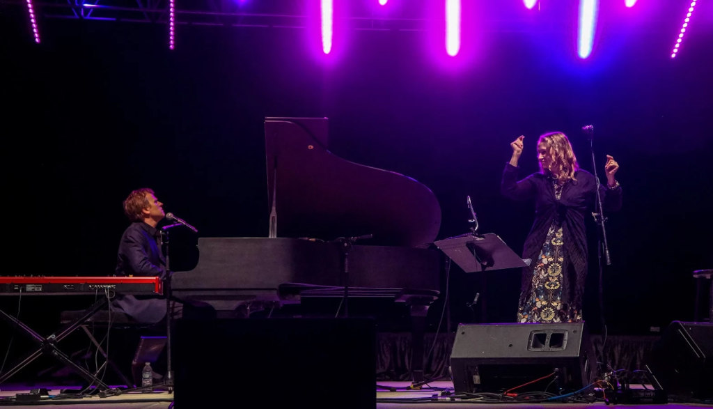 Joan Osborn serenading the crown at the Word of South festival in Cascades park.