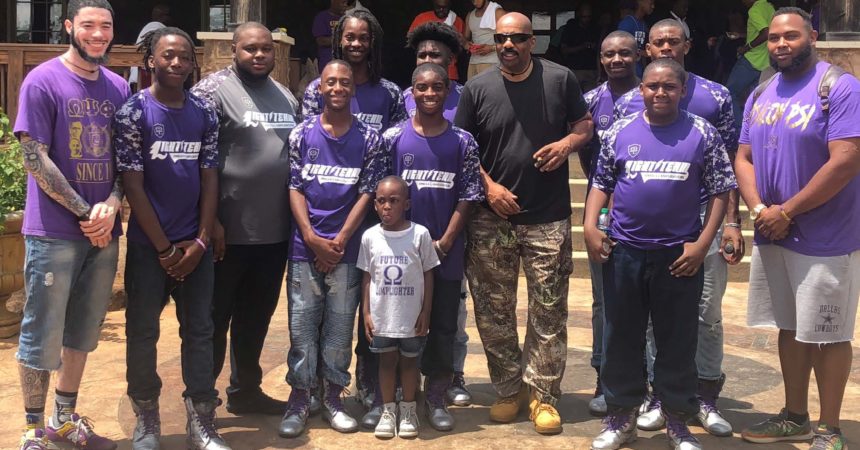 Local youth ‘ wow’ Steve Harvey’s mentoring camp attendees