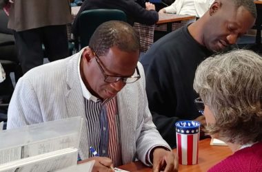 Restoration of voting rights begins for ex-felons