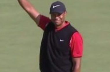 Tiger Woods ties PGA record for most wins