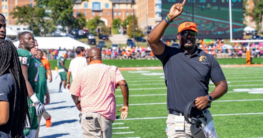 FAMU’s Simmons selected for third annual coaching summit