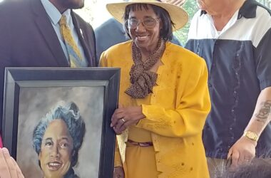 Civil rights advocate Davis dies