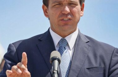 DeSantis downplays coronavirus variant