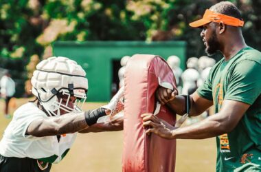 Tucker uses experience to  motivate FAMU running backs