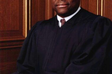 Report:  Justice Thomas  violated ethics laws with multiple  super-yacht cruises